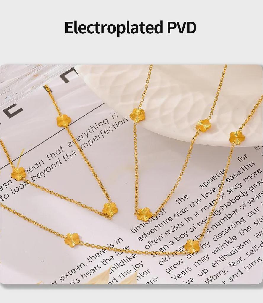 Elegant European & American Ins Style Small Flower Clavicle Necklace, 18K Gold-Plated Titanium Steel, Niche Design for Women