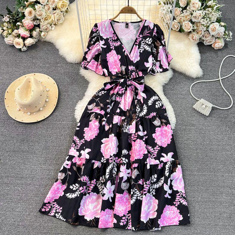 

Chic South Korea Bubble V Neck A- line Dress Short Sleeve Black background pink flower All yards