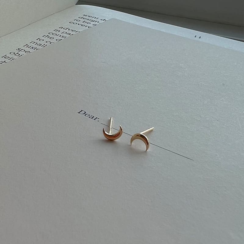 Taupe [Exclusive] 14k Gold Moon Earrings - Dear Moon Earrings