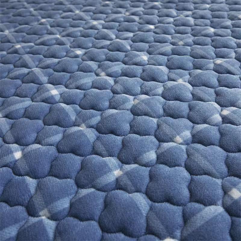 Soft Thicken Velvet Quilted Bed Pad Protector Cover Luxury Flannel Mattress Cover Winter Bed Cover Not Included Pillowcase