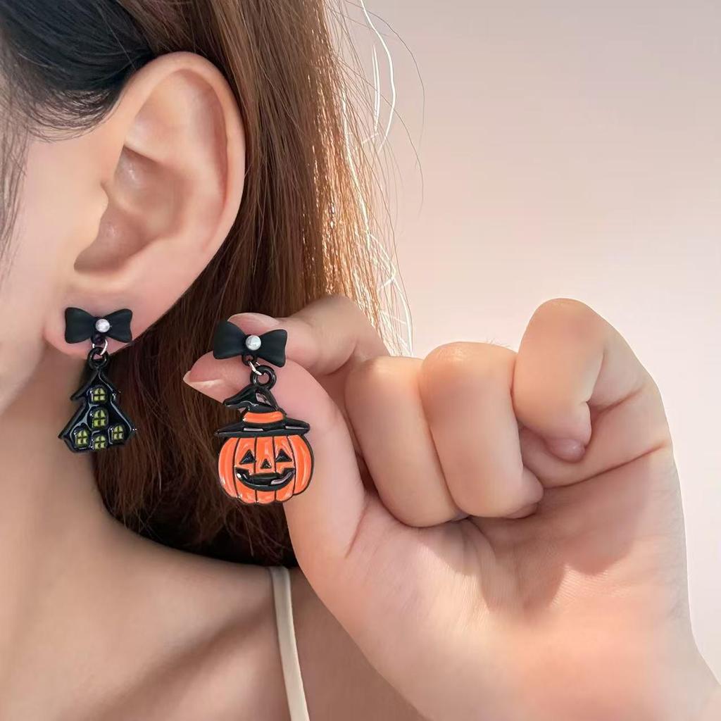 Unique Halloween Earrings: European and American Design with Pumpkins, Bats, and Devils