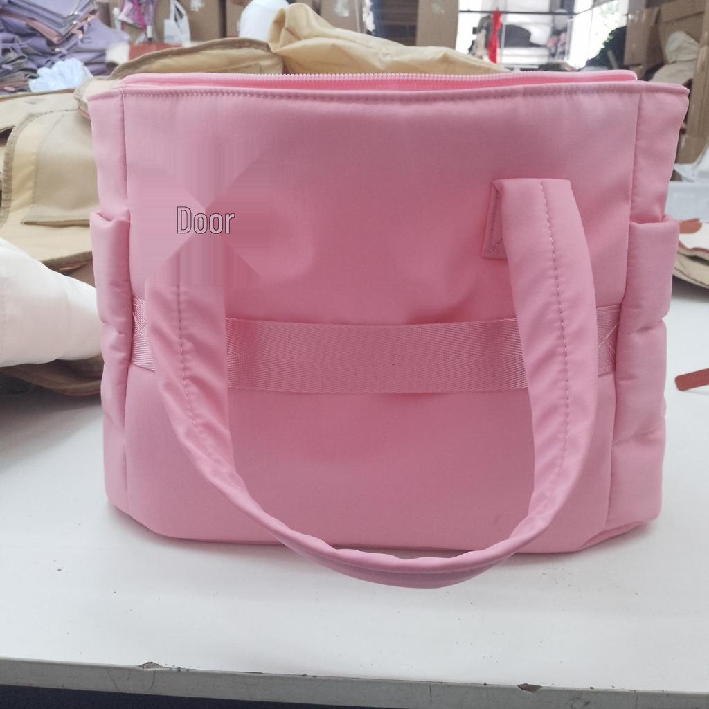 Modna damska lekka puszysta torba tote na podróż, do pracy, na plażę, na siłownię i na zakupy