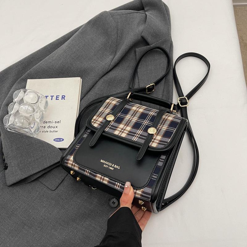 Retro plaid backpack women's fashion niche design 2025 new casual street trend schoolbag travel backpack