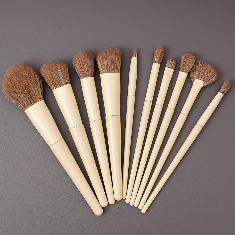 10-Piece Makeup Brush Set With Soft Synthetic Bristles Blush Powder Concealer Eyeshadow - Long Handle Cream White