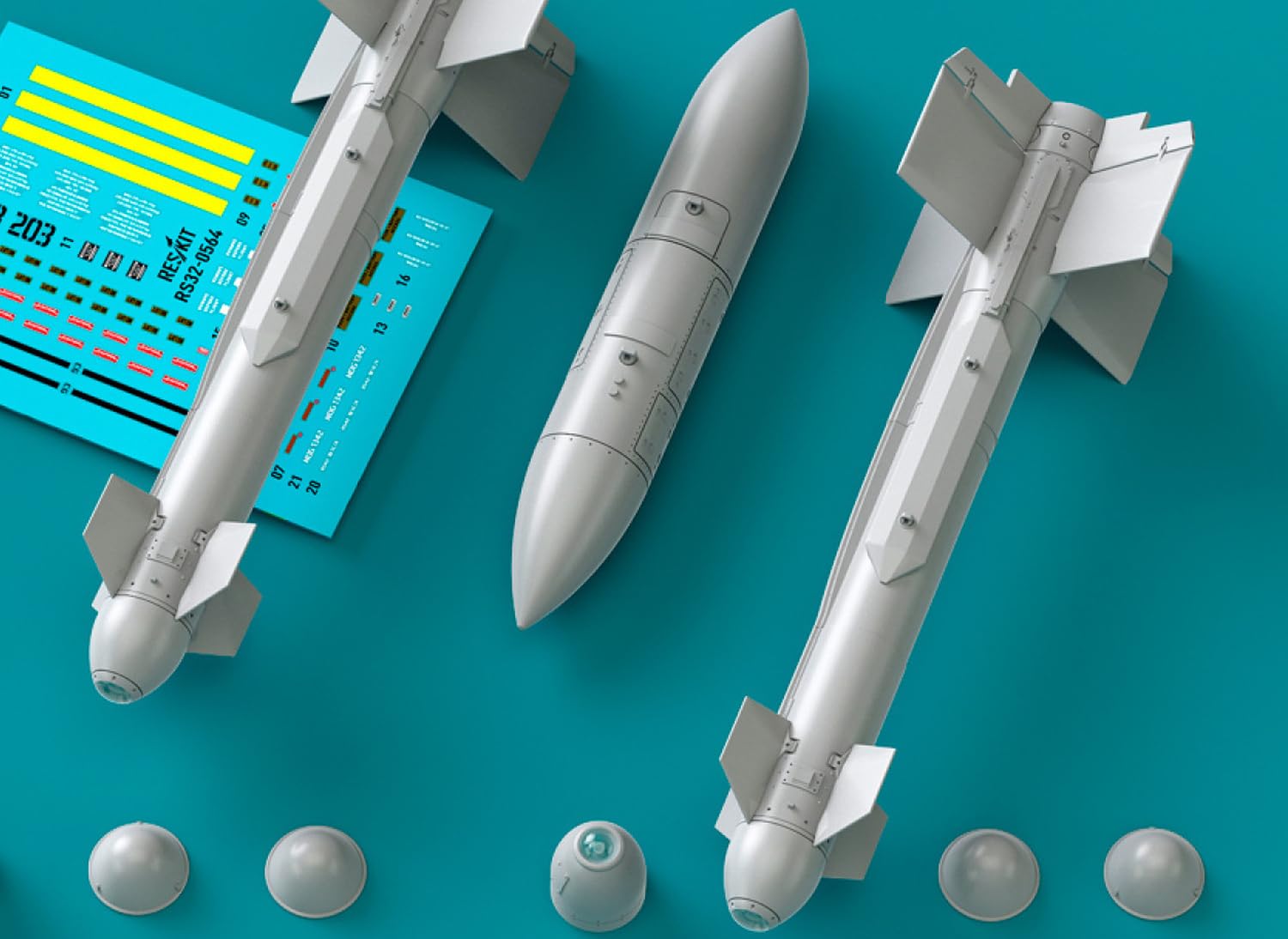 

Reskit Guided Bombs with Data Link Pod Plastic Model Kit Parts 1/32 EGBU-15 (2 pieces) AN-AXQ-14 (1 piece) RSK32-0564 (Airplane)