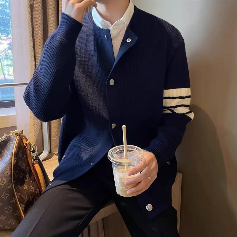Herren Vielseitige Strickjacke mit Umlegekragen, Hochwertige Lässige Vier-Streifen Leichte Jacke für Frühling und Herbst