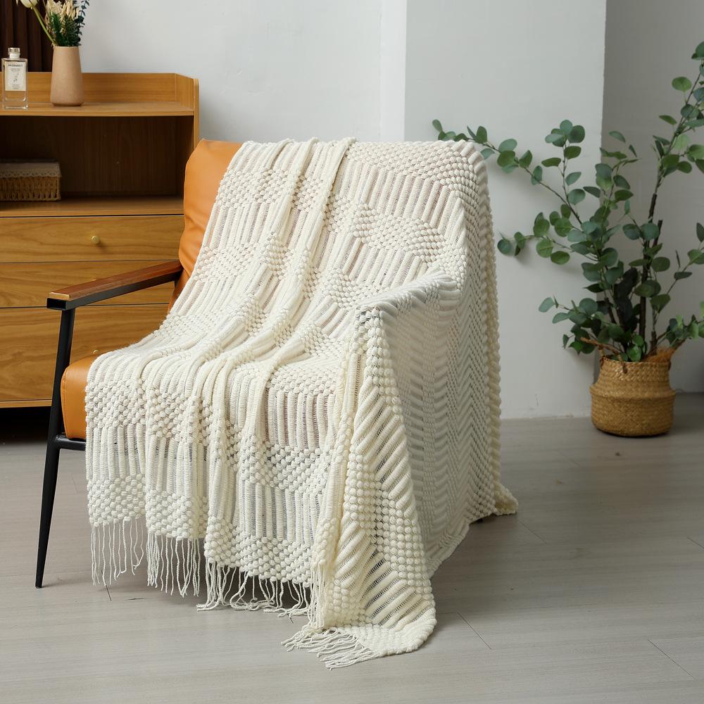 Nordic Light Luxury Sofa Throw Blanket & Shawl for Office, Nap, and Bed