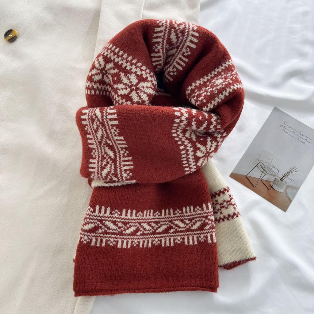 Wendebarer Schwarzer Fair Isle Winter-Snood - Gemütlicher und Stilvoller Weihnachtsstrickschal
