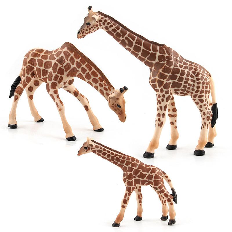Realistic Pvc Giraffe Family Models For Collectors And Decor Featuring Three Unique Styles