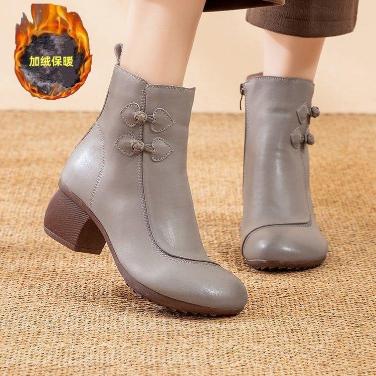 Ethnic style foreign style short boots women's 2025 autumn and winter new warm Martin boots middle-aged and elderly retro versatile velvet women's