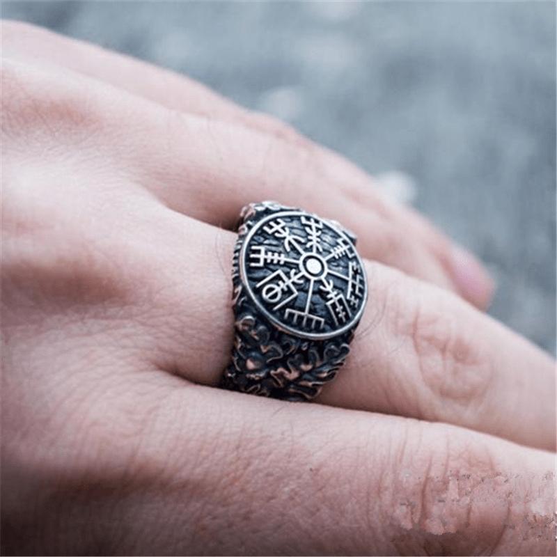 Vintage Viking Compass Odin Rune Leaf Ring Men's Punk Amulet Jewelry Ring