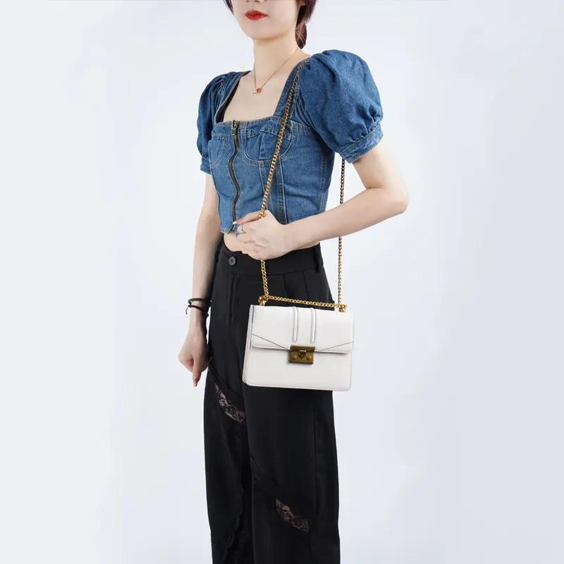 CHARLES&KEITH Shoulder Bags (Unisex) Shoulder Bags CK2 21200009 5