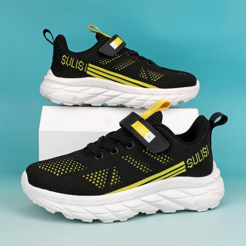 

Нове весняне гаряче продане зручне дитяче спортивне взуття для відпочинку. Модне модне універсальне взуття для великих хлопчиків на відкритому повітрі. 40 чорний