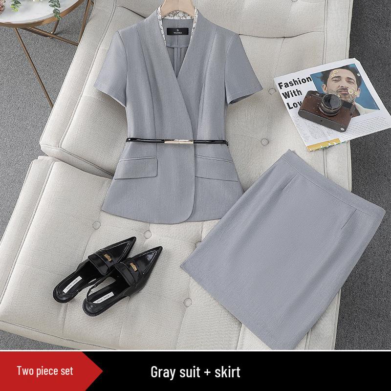 Women's Professional Goddess Style Suit: Fashionable Formal Workwear for Office and Business