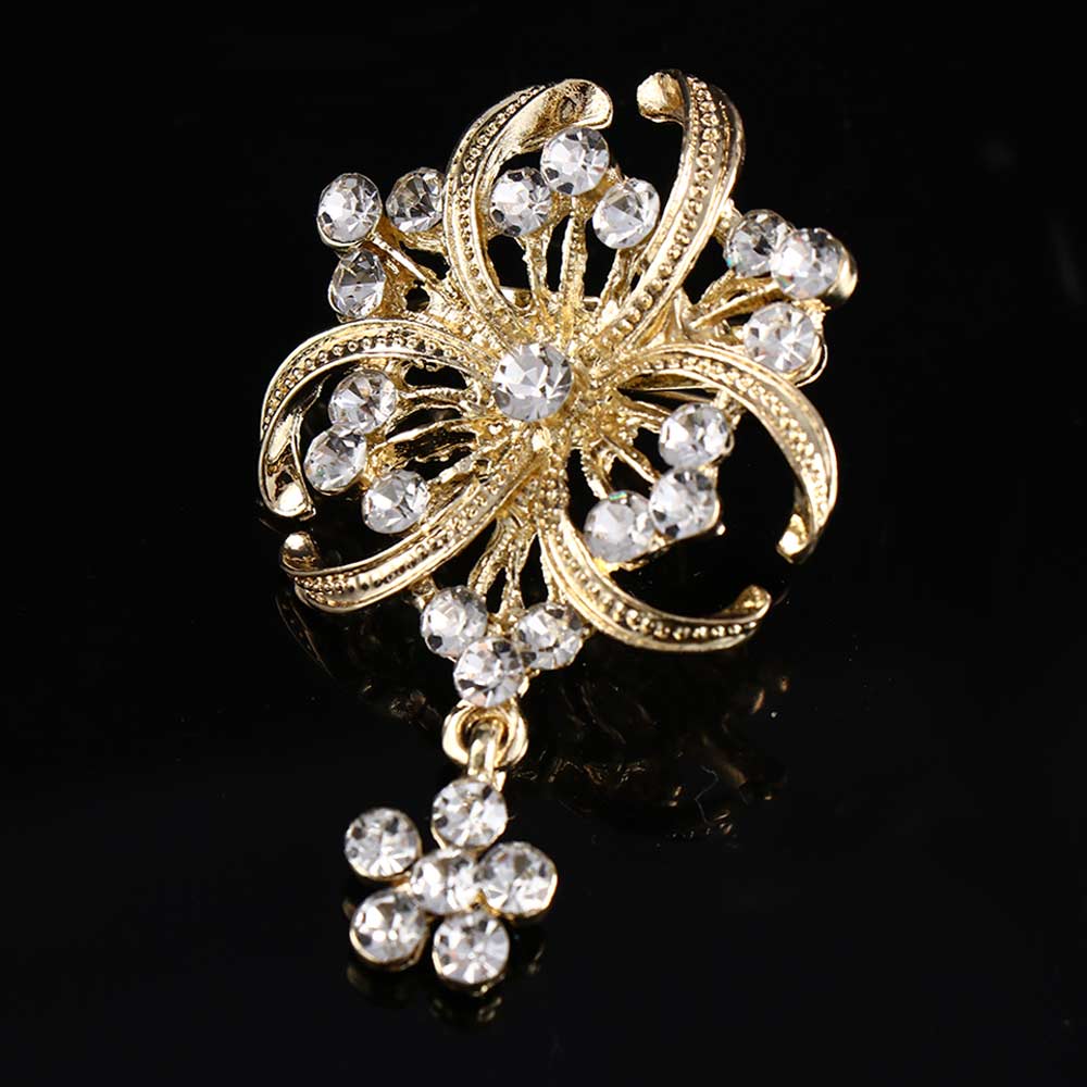 Party Bouquets Romantic Rhinestone Zinc Zinc Alloy Crystal Drop Prom Women Wedding Pearl Pins Brooches