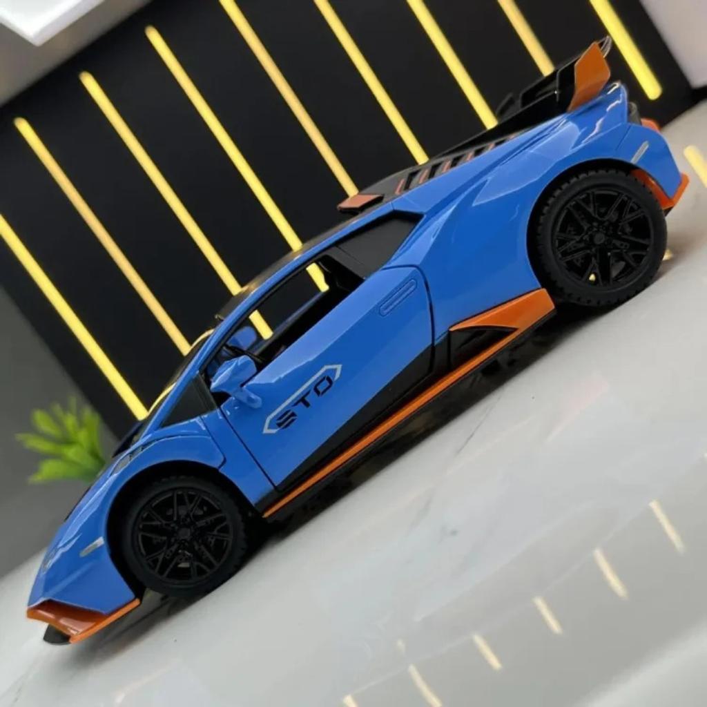 Alloy 1/24 Lambo Huracan STO Sport Car Model Diecast Toys Vehicles Sound and Light Voiture Miniature Collective Home Decoration