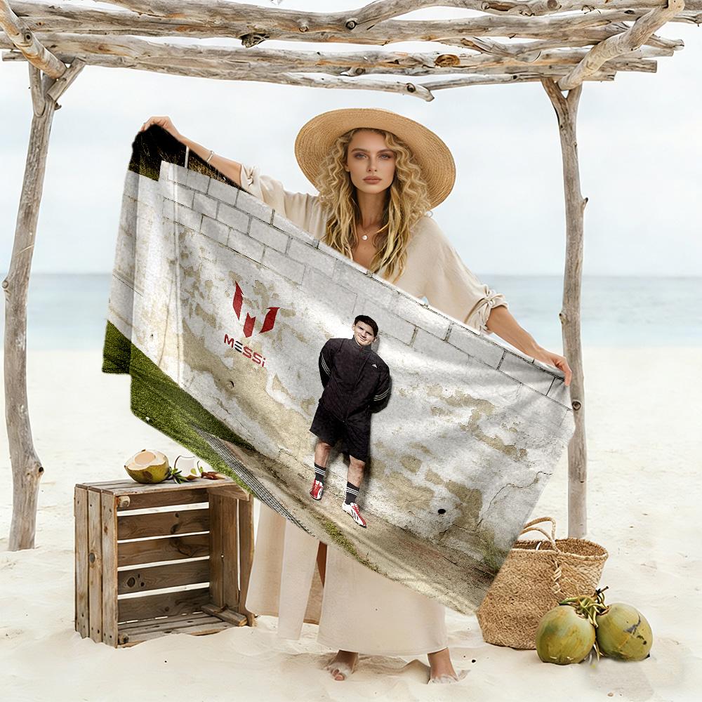 Messi's Wall Pose Beach Towel Super Soft Microfiber Quickdry Fabric Comfortable Lightweight