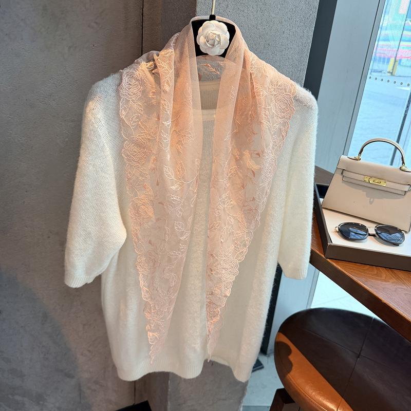 Lace Atmosphere, Versatile And Comfortable Neck Protection Scarf, Triangular Scarf Outside, Solid Color Scarf, Small Silk Scarf Decorative Stacking