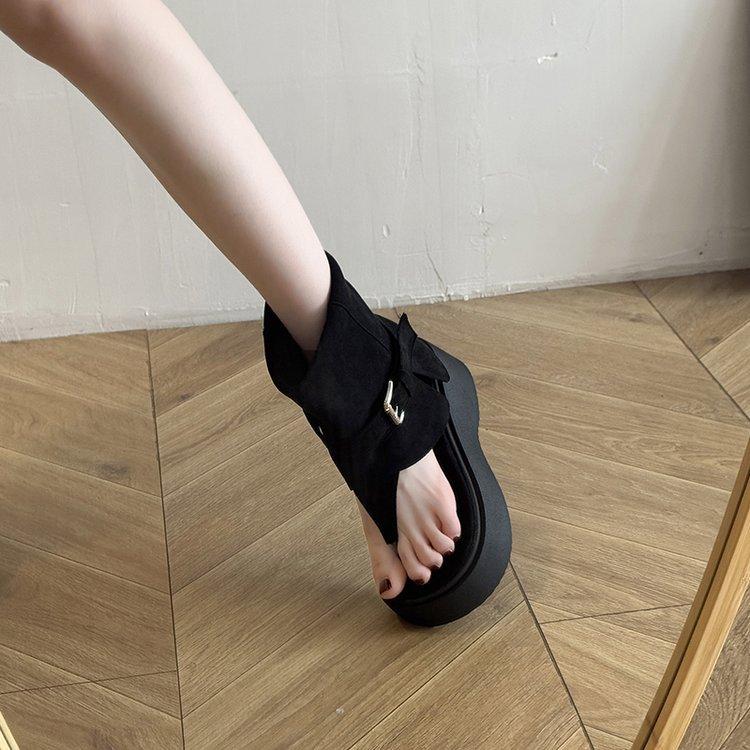 Mezzanine Sandals Women's Summer New 2025 Suede Niche Design Thick-soled Cool Boots Retro Versatile Women's Shoes