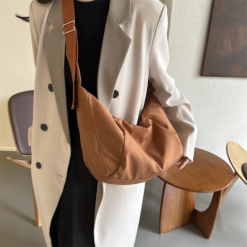 Women's Crossbody Hobo Bags Fluffy Nylon Shoulder Bag Large Capacity Casual Sport Handbags Female Travel School Messenger Bag ARI