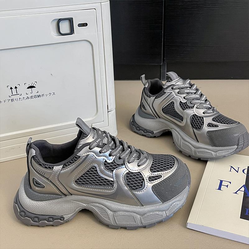 

2025 autumn new thick-soled heightening dad shoes women s versatile leisure sports niche round head lace-up Forrest Gump shoes 40