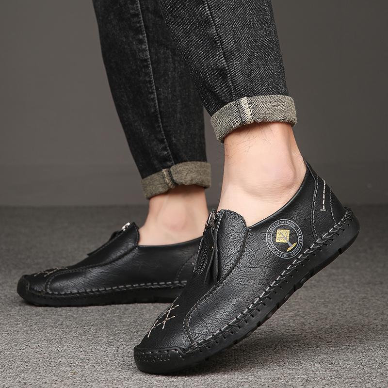 Summer Men's Casual Luxury Leather Shoes Breathable Men Handmade Flat Bottomed Moccasins Shoes Outdoor Driving Shoes Large Sizes