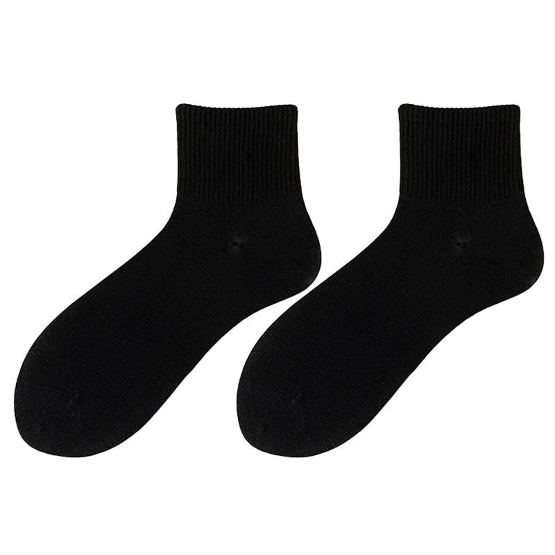 Men's Spring and Summer Pure Cotton Mid-calf Socks Solid Color Boneless Sewn Antibacterial Short Socks Men's Short Calf Cotton Socks