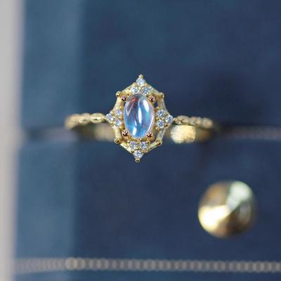Niche Moonstone Otevřený Prsten Dámský Elegantní Starší Smysl Teplý Luxusní Design Nastavitelný Každodenní Delikátní Prsten na Prst