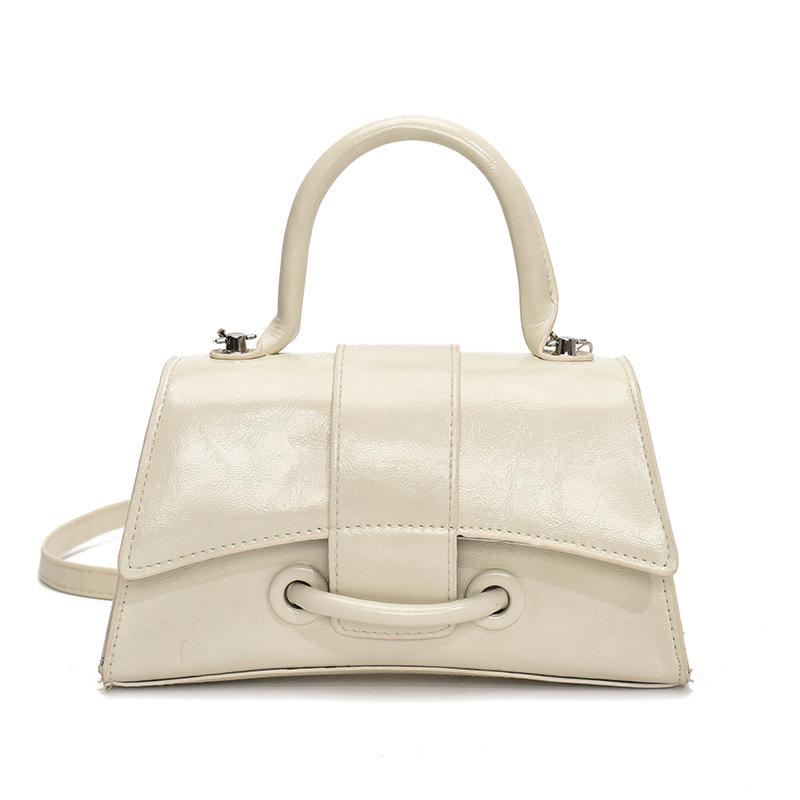 Versatile small square bag women's 2025 new trendy mini simple commuter handbag fashionable light luxury shoulder messenger bag