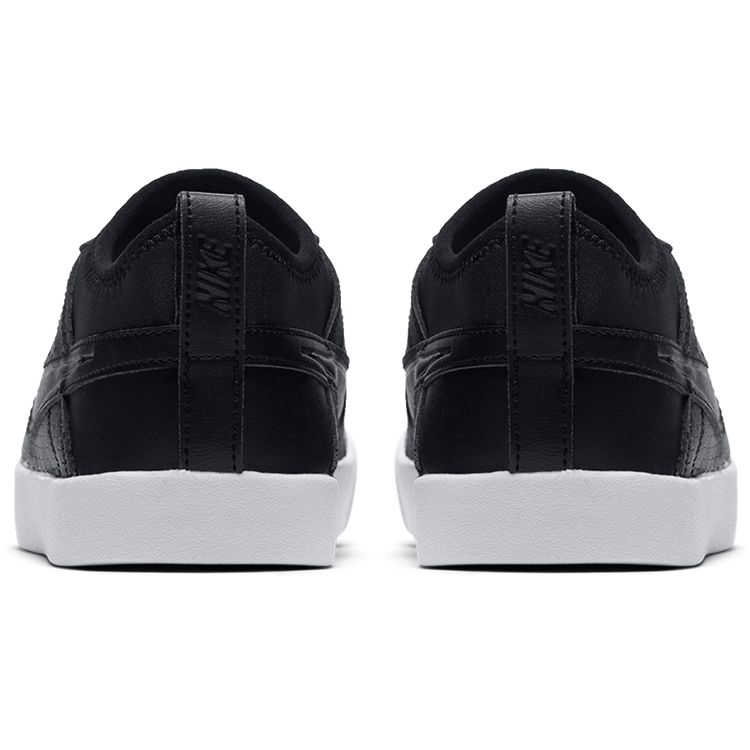 Nike Racquette 17 Slip Low Top Tennis Shoes Women Sneakers Black White 902861-001