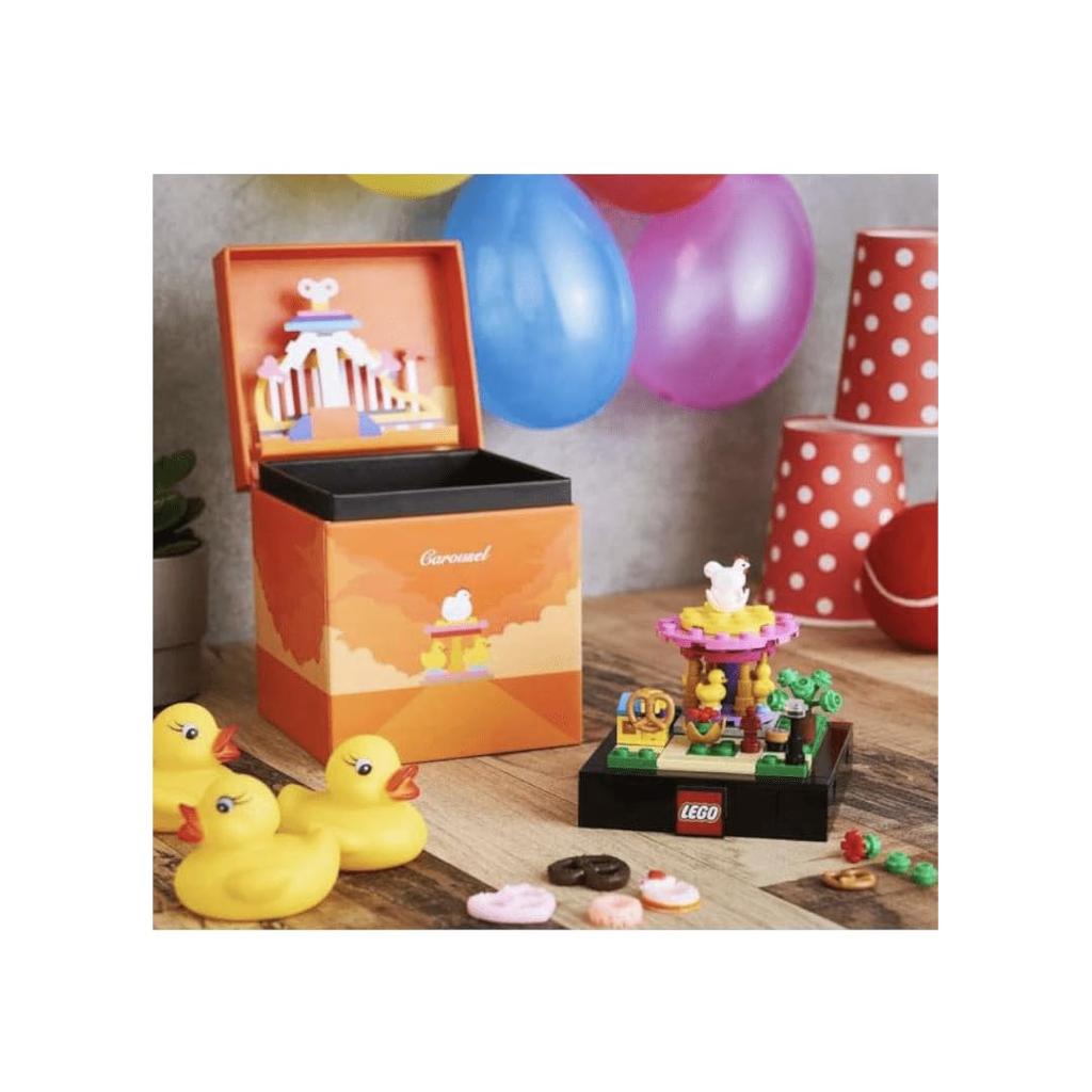 LEGO Blocktober 2020 6341473 Merry-Go-Land