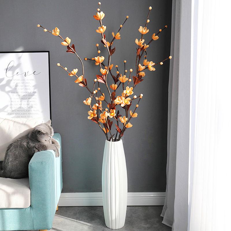 Plum Blossom Corn Husk Dried Flower Bouquet for Indoor Decoration