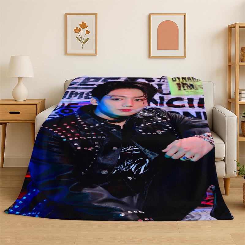 Coperta in Flanella Kpop B-BTS Jeon Jung Kook JK Morbida Calda Coperta da Divano per Camera da Letto Soggiorno Letto Viaggio Campeggio Picnic Regalo