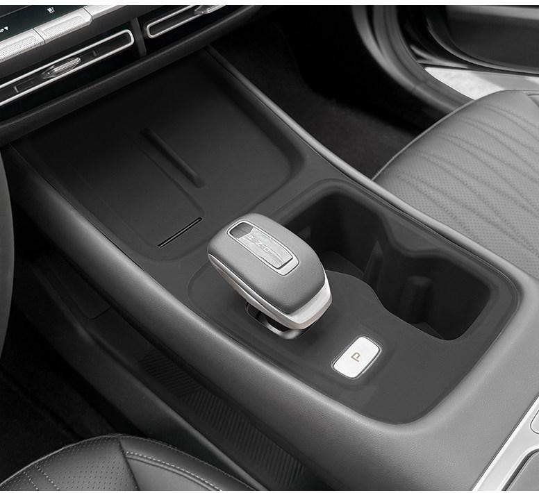 Silicone Protective Pad for Changan EADO 4th Gen Console & Gear Shift Panel