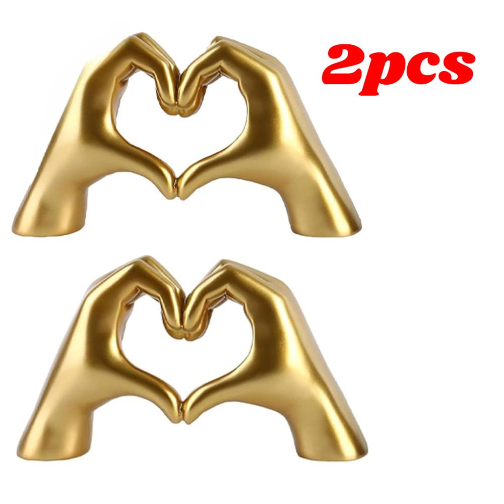 1pc Love Gesture Sculpture Desktop Decoration Heart Hand Nordic Light Luxury Crafts Can be given as a romantic gift for couple