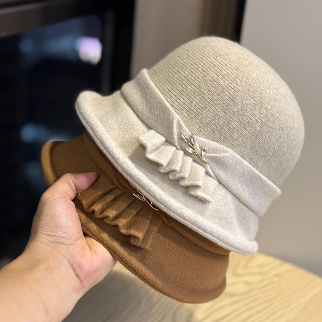 New Woolen Hat for Women Autumn and Winter Face Showing Top Hat Hepburn Style French Elegant Retro Fisherman Hat Basin Hat