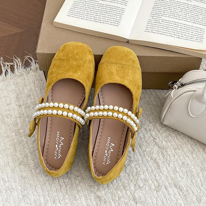 Red French retro light mouth low heel single shoes women's 2025 new summer skirt soft sole versatile Mary Jane shoes