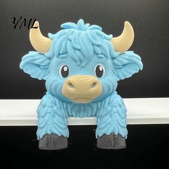 Einzigartiges Büro-Arbeitsplatz-Gadget Niedliche Hochlandkuh Monitor-Sitzer Dekoration, 3D-gedruckte Figur, Lustiger Computerbildschirm-Topper Schreibtisch-Ornament