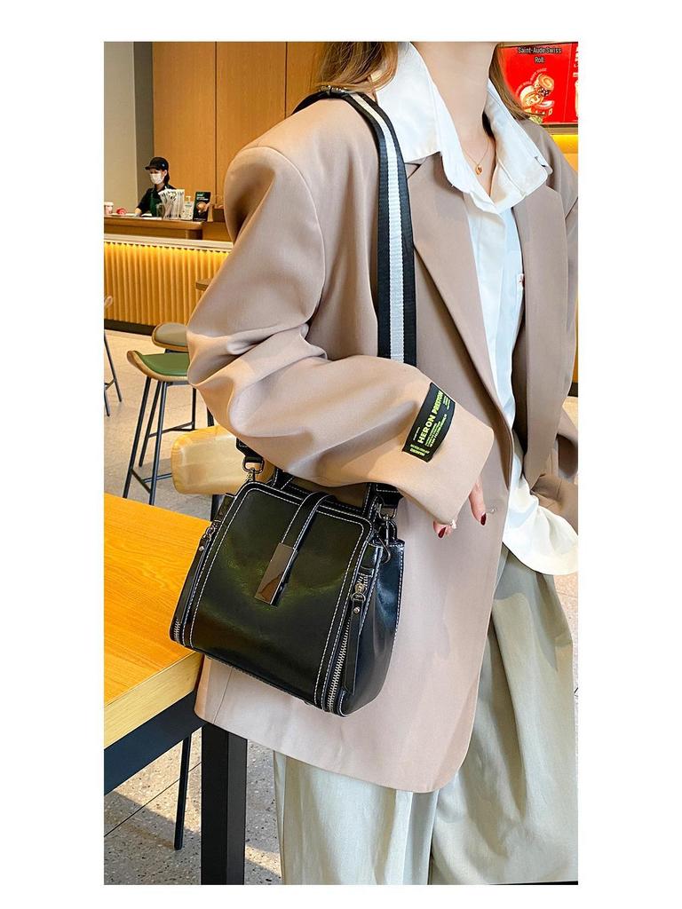 2025 Women's Genuine Leather Retro Handbag - Trendy, Versatile Shoulder & Crossbody Bag
