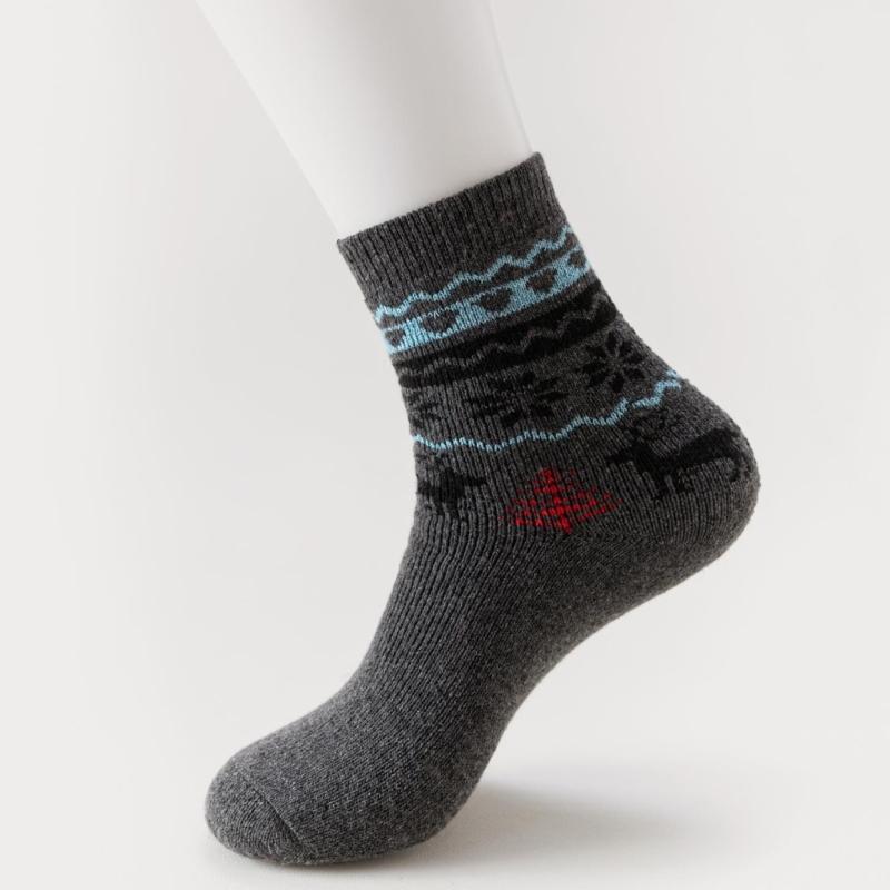 5 Pairs Vintage Ethnic Style Faux Wool Thermal Socks for Men Warm Winter Breathable Hiking Casual Sports Athletic Socks