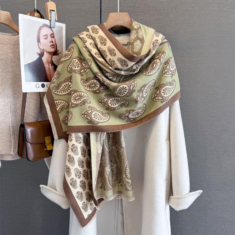 New fashionable cashew flower printing splicing scarf women's autumn and winter versatile neck protection shawl warm and cold scarf