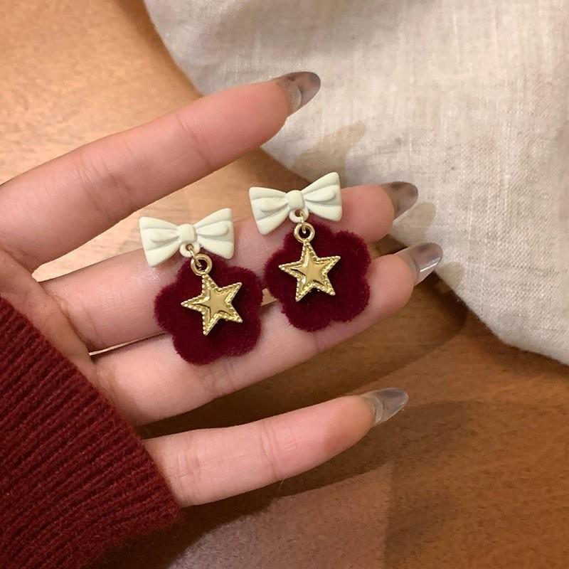 2025 New Year Red Velvet Pearl Earrings: Retro Hong Kong Style Whitening Studs for Women