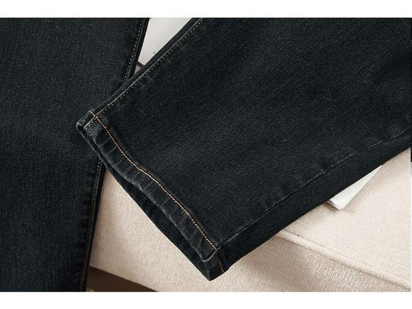 Damen Übergröße Elastische Schlankmachende Jeans - Fleecegefüttert für Herbst/Winter