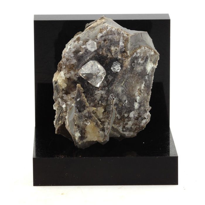 Pierres et Minéraux. Septaria, Quartz Diamant. 294.5 ct. Ribiers, Hautes-Alpes, France. Rare.