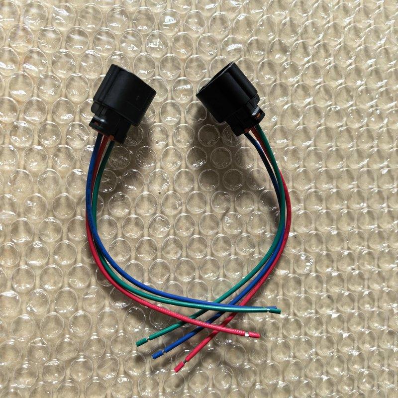 Fuel Pump Speed Sensor or Connector Plug for Mitsubishi Pajero Mk2 Mk3 Sport Montero Shogun III 3.2 DI-D OE# J5T23282, ME203180