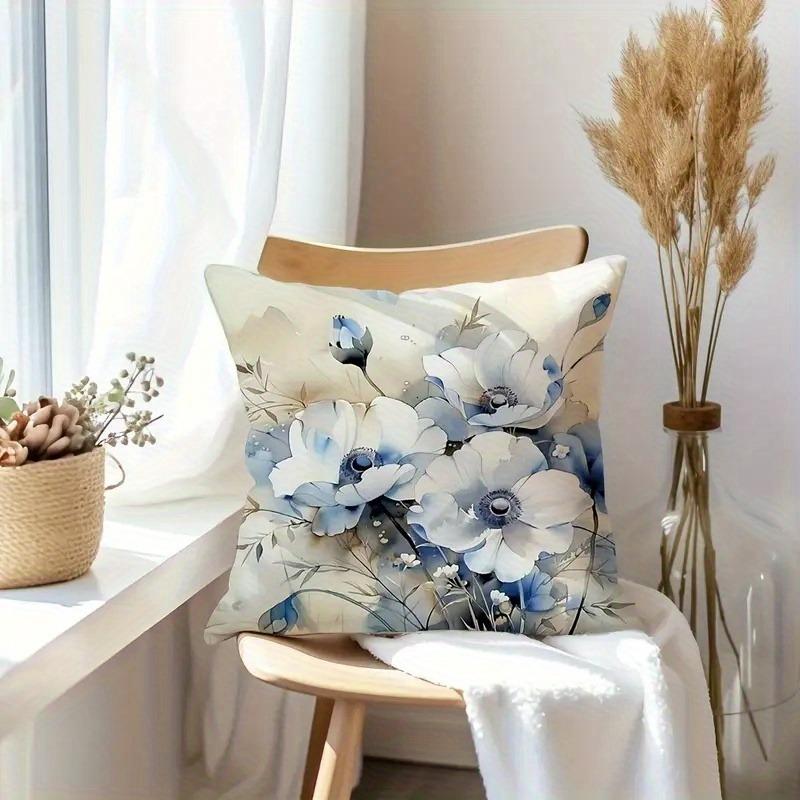 Weiche Blaue Anemone Aquarell Kissenbezug: Minimalistischer Kissenbezug mit floralem Thema für die Wohnzimmer-Sofa-Dekoration