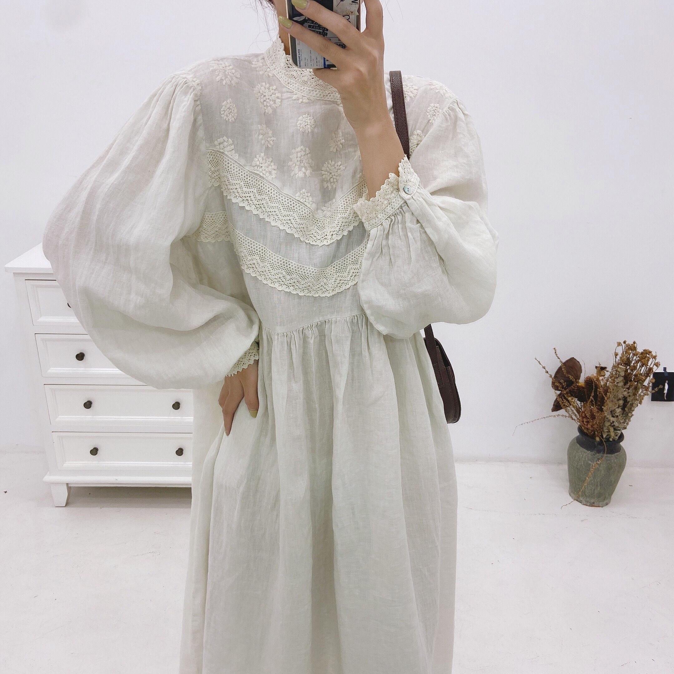 

Johnature женское винтажное льняное свободное платье с вышивкой и цветочным принтом, осеннее однотонное женское платье с длинными рукавами и оборками One Size