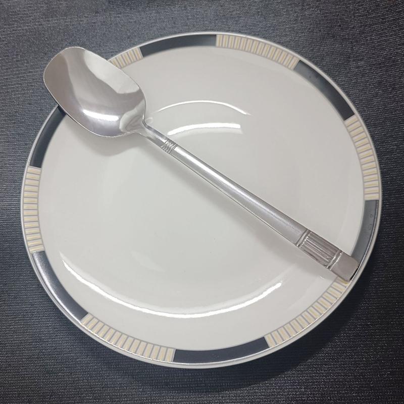 Stainless Steel Thickening Spoon Creative Long Handle Hotel Pot Spoon Soup Ladle Tableware Home Kitchen Essential Tools