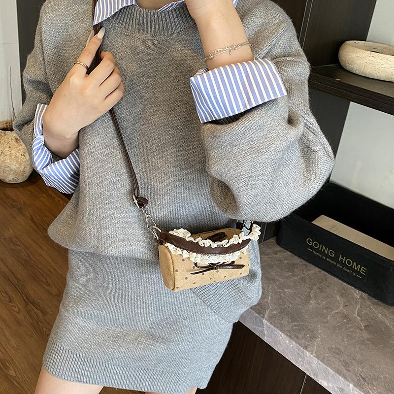 Polka Dot Print Pillow-shaped Bag Korean Style Wave-patterned Shoulder Bags Girls Handle Bag With Bow New Cute Wallet Phone Bags