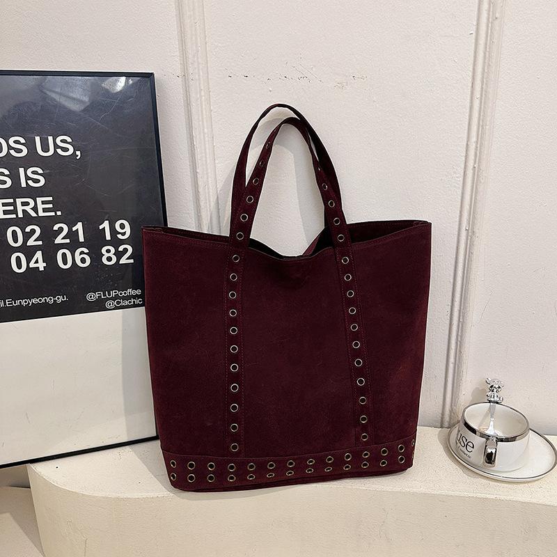 

Large Capacity Studded Tote Shoulder Bag Retro Faux Suede Women Handbags and Purses Rivet Shopper Female Bucket Bags for Women
